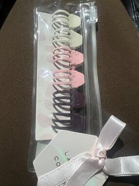 LC Lauren Conrad Pink to Purple Heart Jaw Clip Set